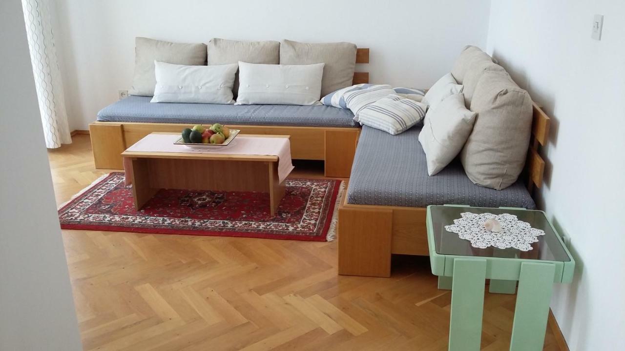 Die Appartements Glavas,Eckwohnunge Fuer 2 Personen Novi Vinodolski Exteriör bild